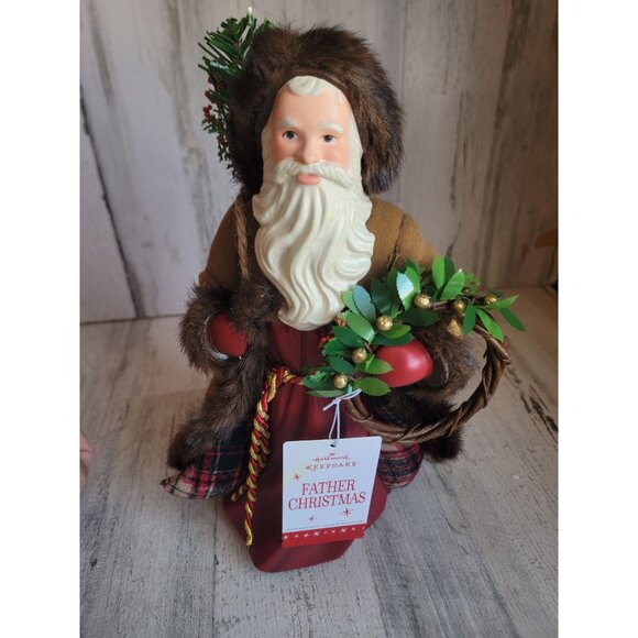 Hallmark Father Christmas Santa Claus figurine Xmas home decor - Picture 3 of 11